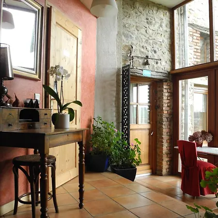 Le Plateau De La Danse Bed & Breakfast